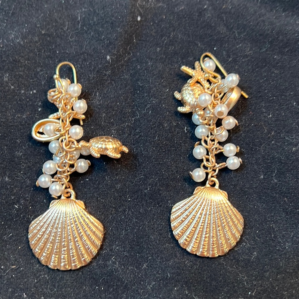 Pearl Shells earrings